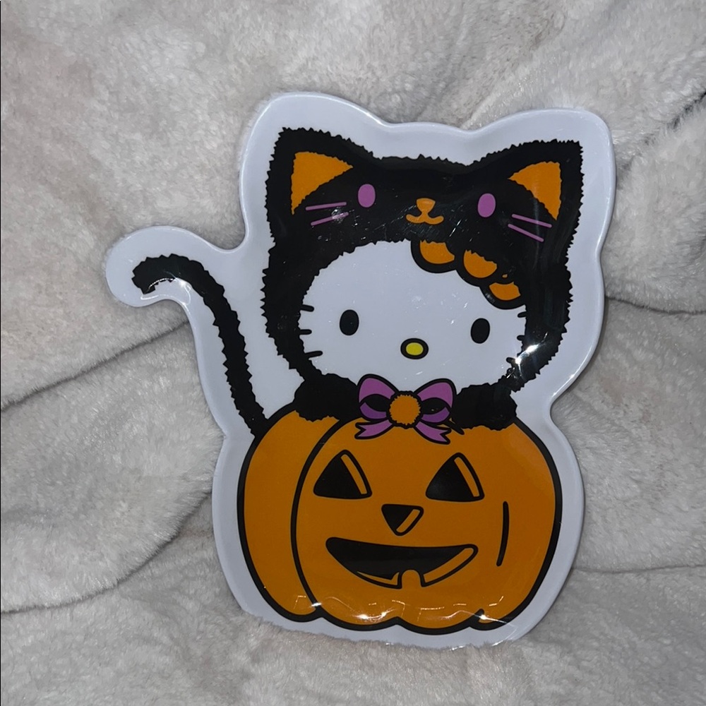 Hello Kitty Halloween Pumpkin Plate